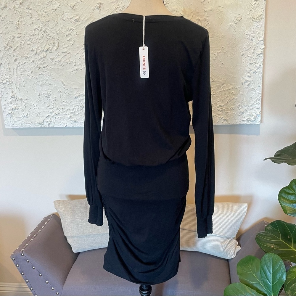 Sundry Black Round Neck Long Sleeve Blouson Stretch Pullover Mini Dress Sz 3 NWT - Picture 3 of 12